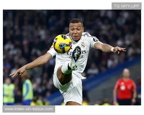 姆巴佩接直塞直面门将