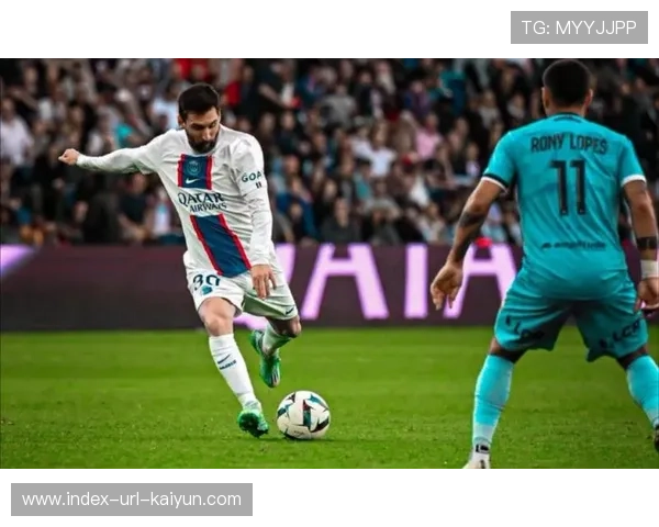 梅西远射擦柱而出